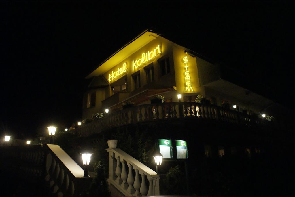 Hotel Kolibri Miskolc Exterior foto
